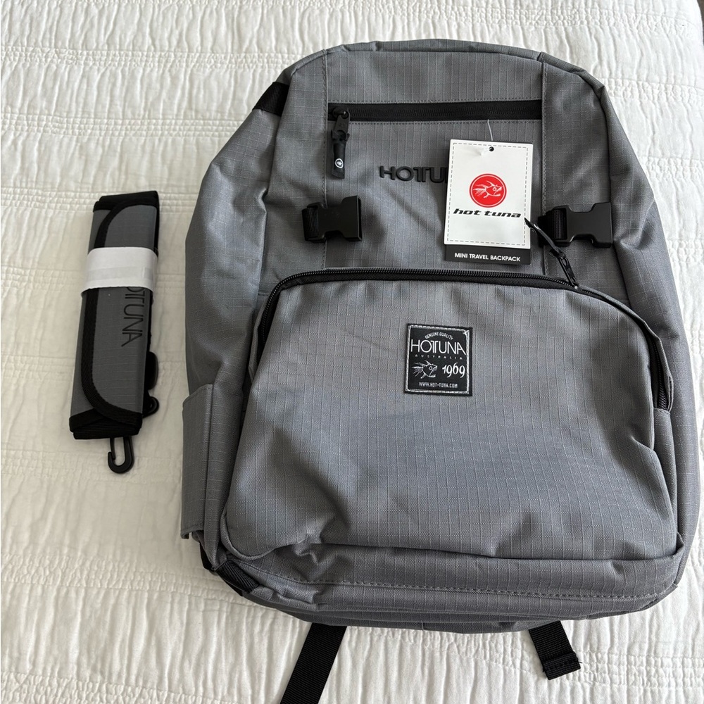 NWT Hot Tuna Travel Backpack/Duffel Bag combo